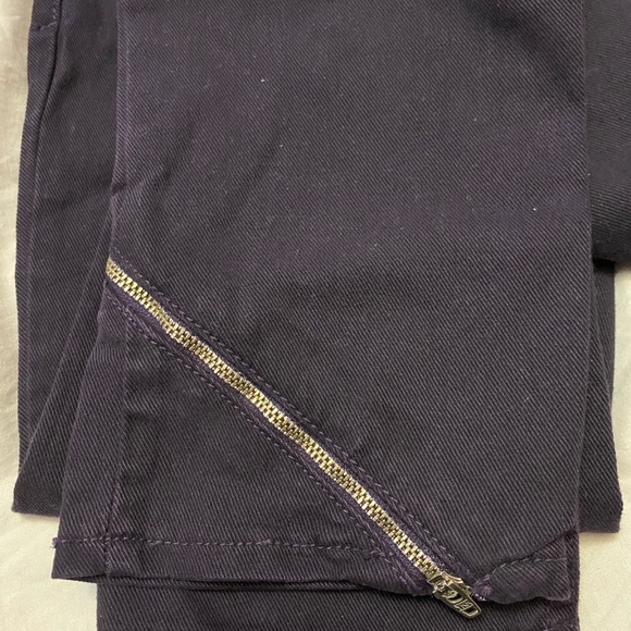 BEBE Dark Purple Low Rise Skinny Jeans - Picture 4 of 5